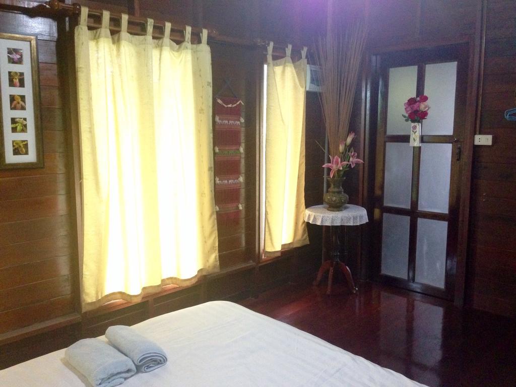 Panpim Resort Noen Hom Bilik gambar